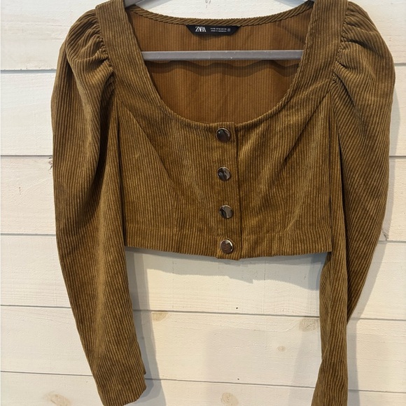 Zara Camel color Corduroy Buttoned Crop Top in size small. - Picture 4 of 12